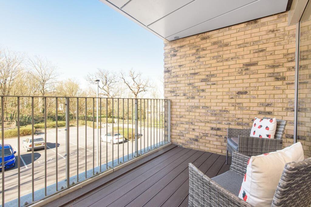 Medawar Drive, Mill Hill, NW7, London